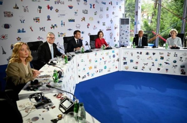 沪深配 意大利总理被议员骂到翻白眼 外交争端再升级